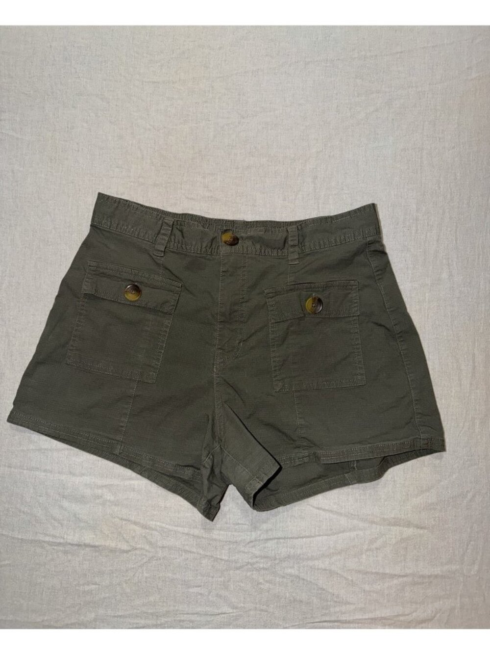 Vuori Womens Vintage Ripstop Utility Shorts M Army Green Cargo VW3039 Outdoors